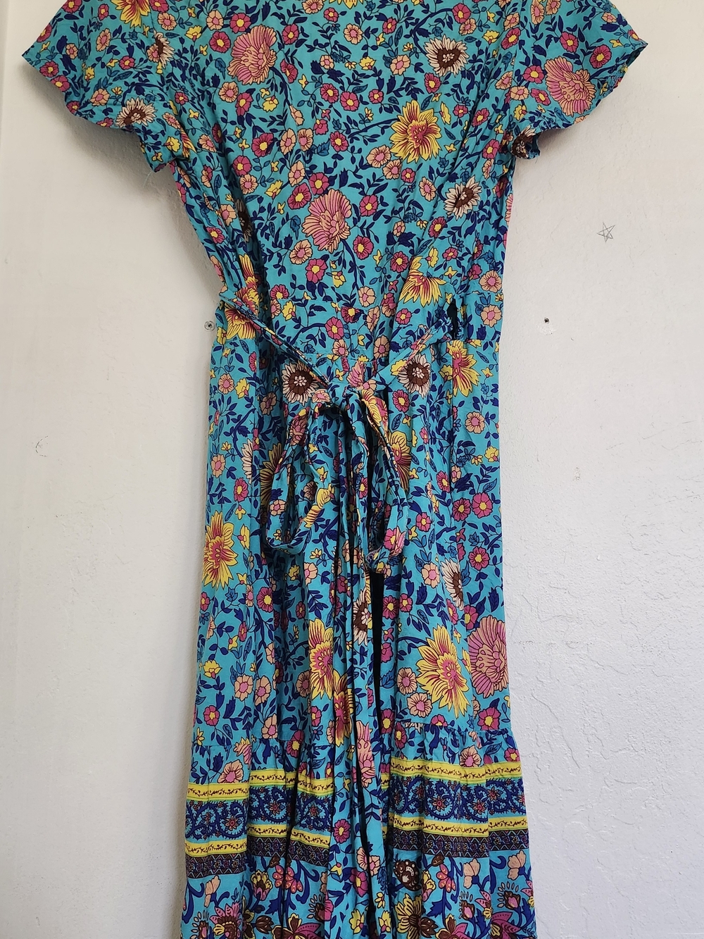 Bright Floral Mini Wrap Dress in Turquoise - Picture 8 of 9